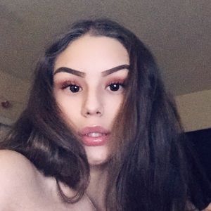 Meet your Posher, Angie